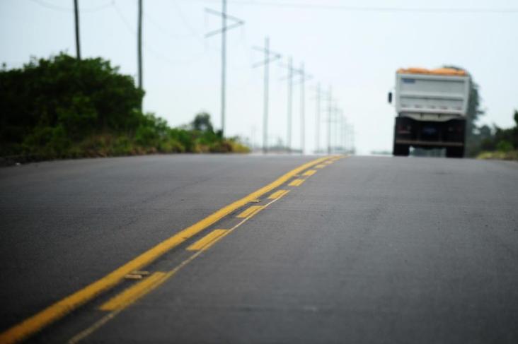 Governo quer reduzir número de caminhões no Brasil 