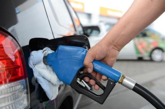Gasolina pode subir mais de 8% com alta de tributo