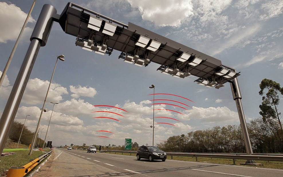 Denatran anuncia para junho o chip que vigia veículos.